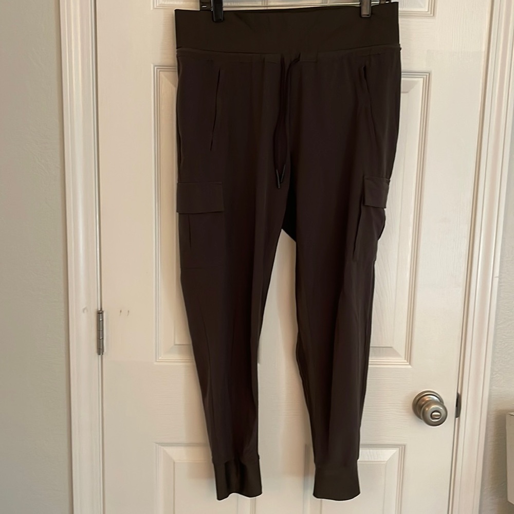 Athleta Jogger size 10